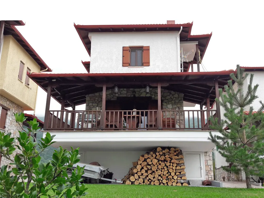 Business Of 390 M² On The Olympic Coast