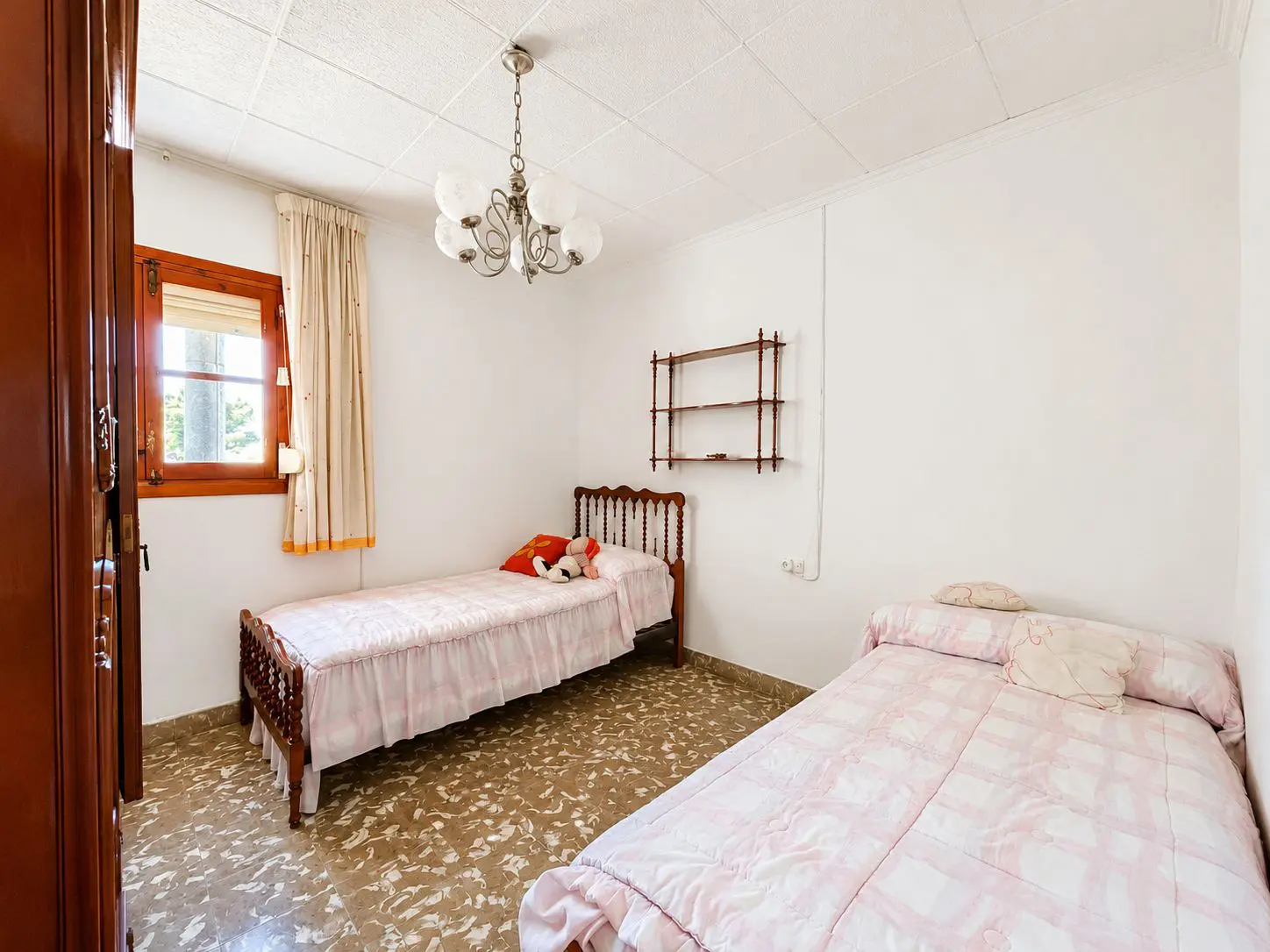 Town House Of 205 M² In Teulada, Spain