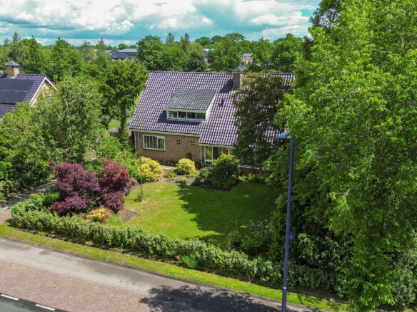 Detached Home Of 1120 M² With Modernised Interior In Marum ( Groningen, Holland)