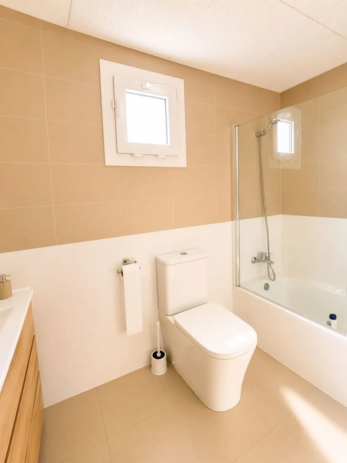 Apartment Of 111 M² In Cancelada, Málaga, Spain