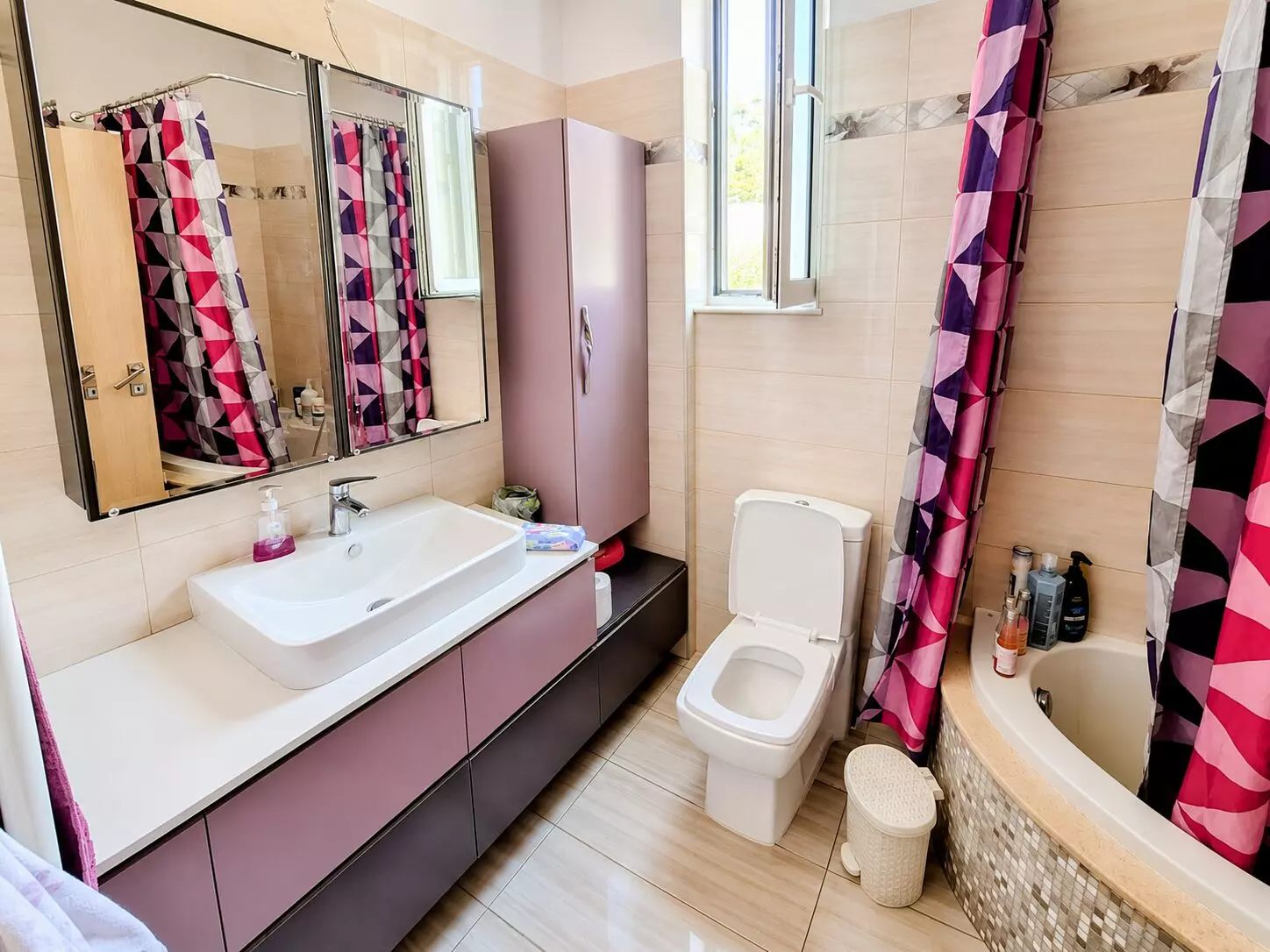 1df8e025-d8fc-41a8-b673-bf4e4edc8280 Property Of 300 M² With 3 Independent Apartments In Achlia, Ierapetra