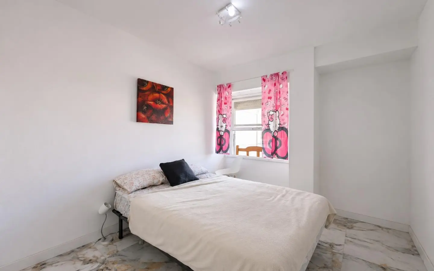 2-bedroom Apartment In Alicante, Spain (87 M²)