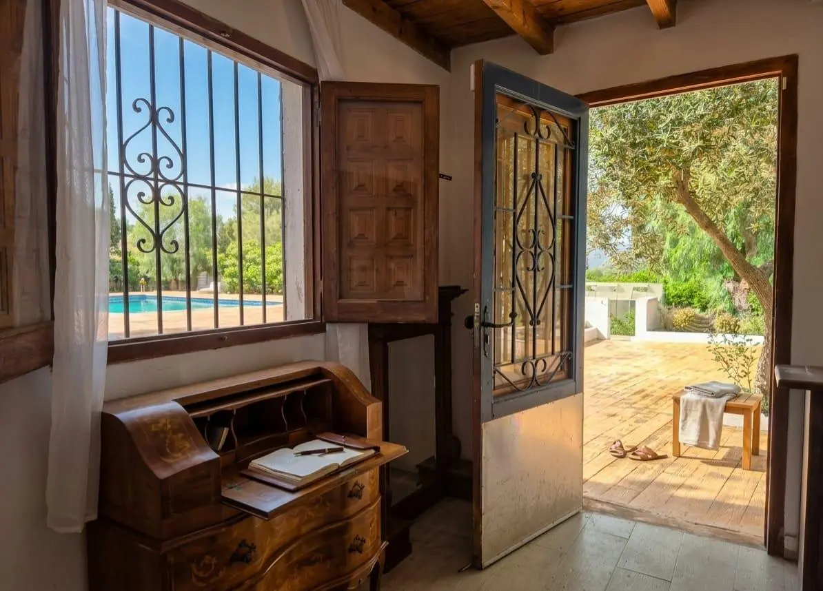 Villa Of 277 M² In Alicante, Spain
