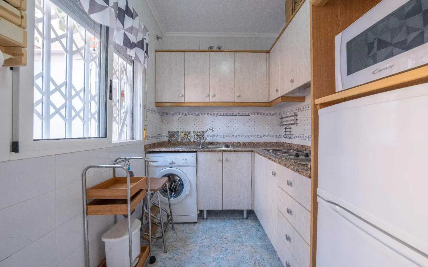 Bungalow Of 60 M² In Arenales Del Sol, Spain