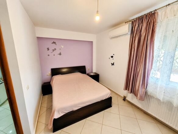 Large 3-level Seaview Property With 3 Independent Apartments – Achlia, Ierapetra