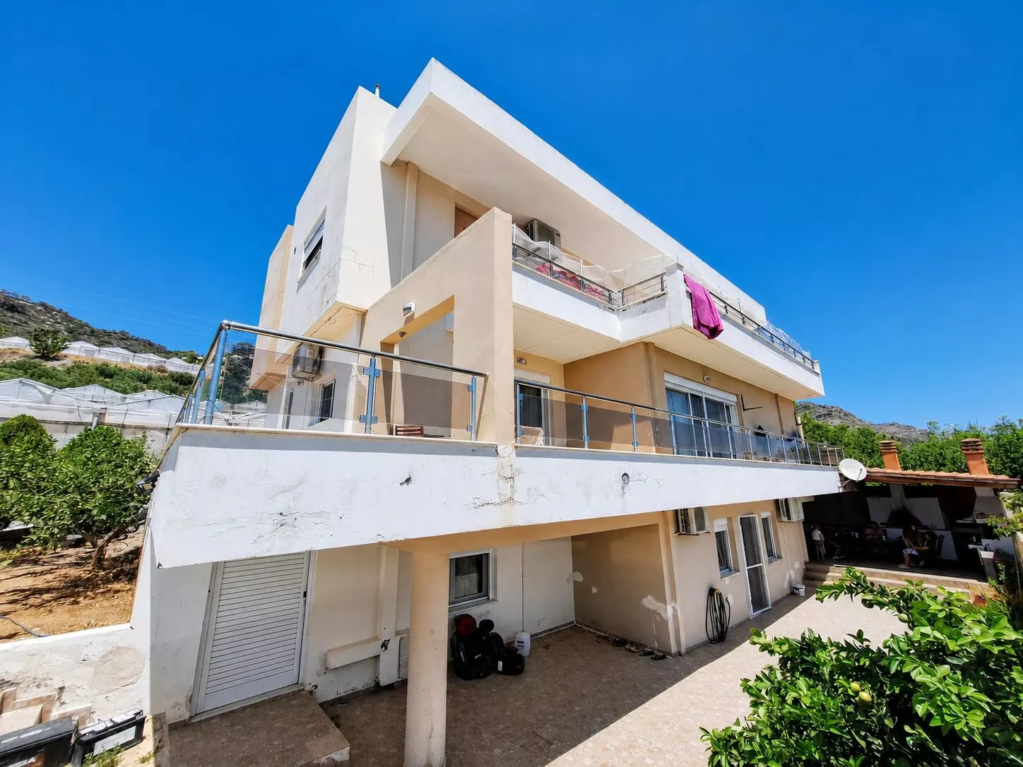 d2749437-e282-40fd-962b-0b861675664f Property Of 300 M² With 3 Independent Apartments In Achlia, Ierapetra