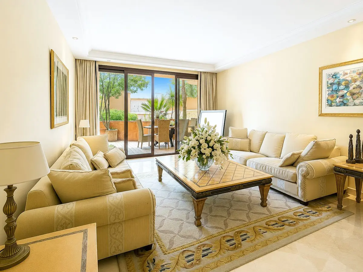 2-bedroom Apartment In New Golden Mile, Spain (201 M²)