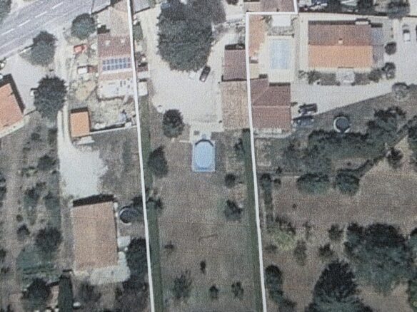 Country House Of 100 M² In Paris