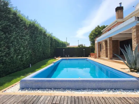 Villa In Kassandra, Greece (600 M²)