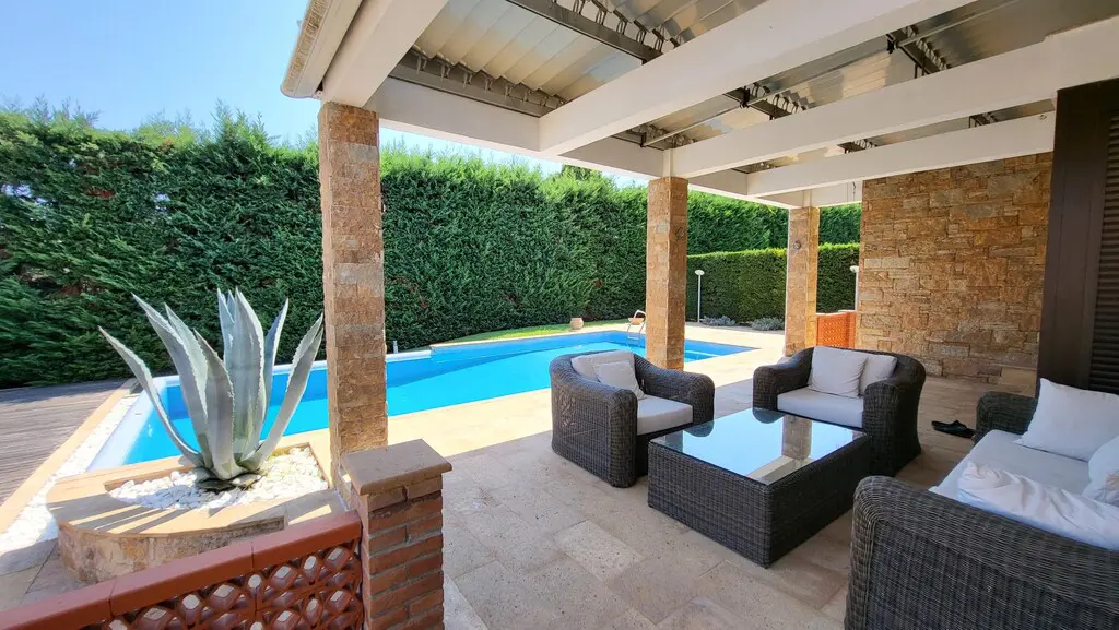 Villa Of 600 M² In Kassandra, Chalkidiki