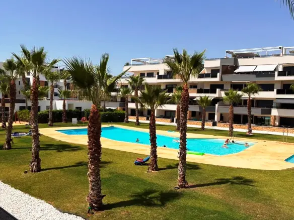 Apartment Of 75 M² In Torrevieja, Spain