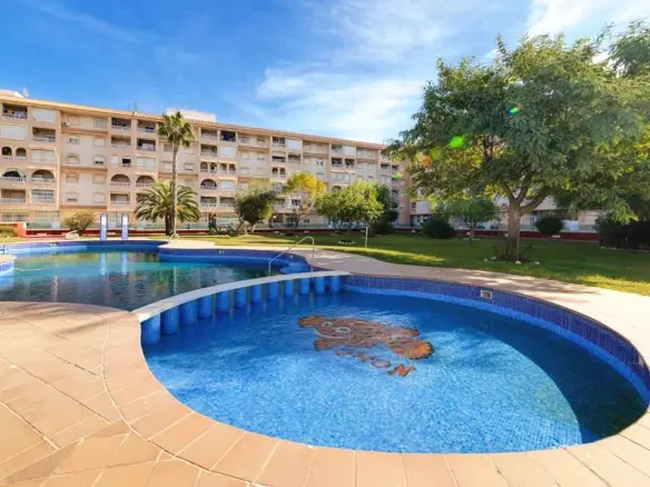 Apartment Of 65 M² With Features In Torrevieja, Spain