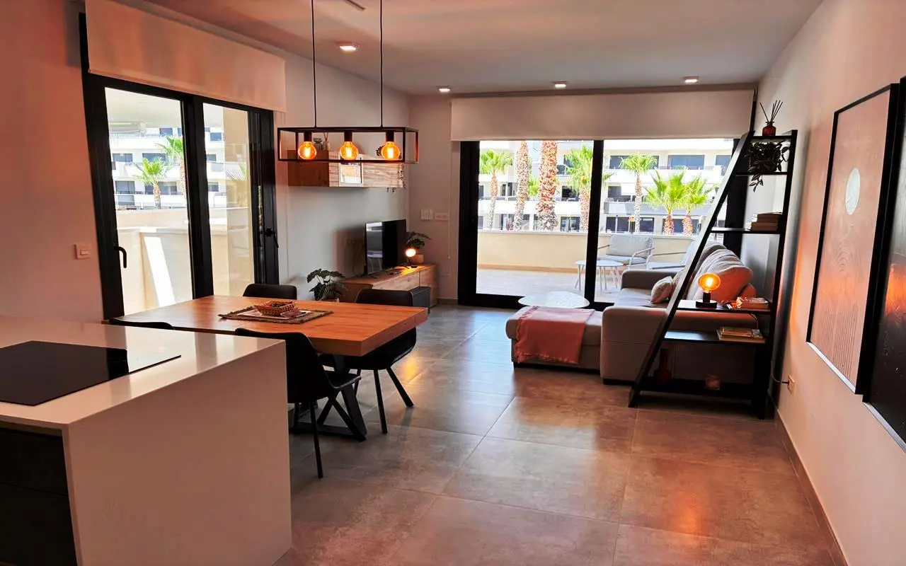 Apartment Of 75 M² In Torrevieja, Spain