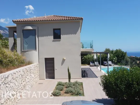 Villa Of 120 M² With Sea View In Trapezaki, Greece