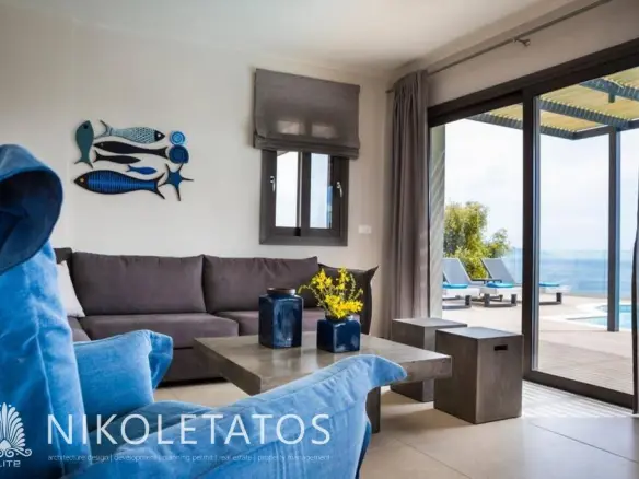 Villa Of 120 M² With Sea View In Trapezaki, Greece