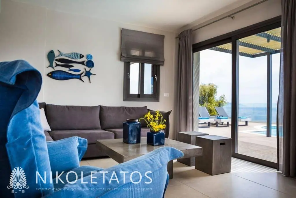 Villa Of 120 M² With Sea View In Trapezaki, Greece