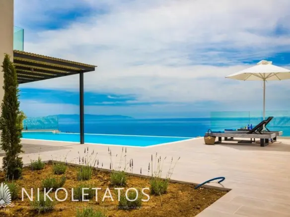 Villa Of 120 M² With Sea View In Trapezaki, Greece