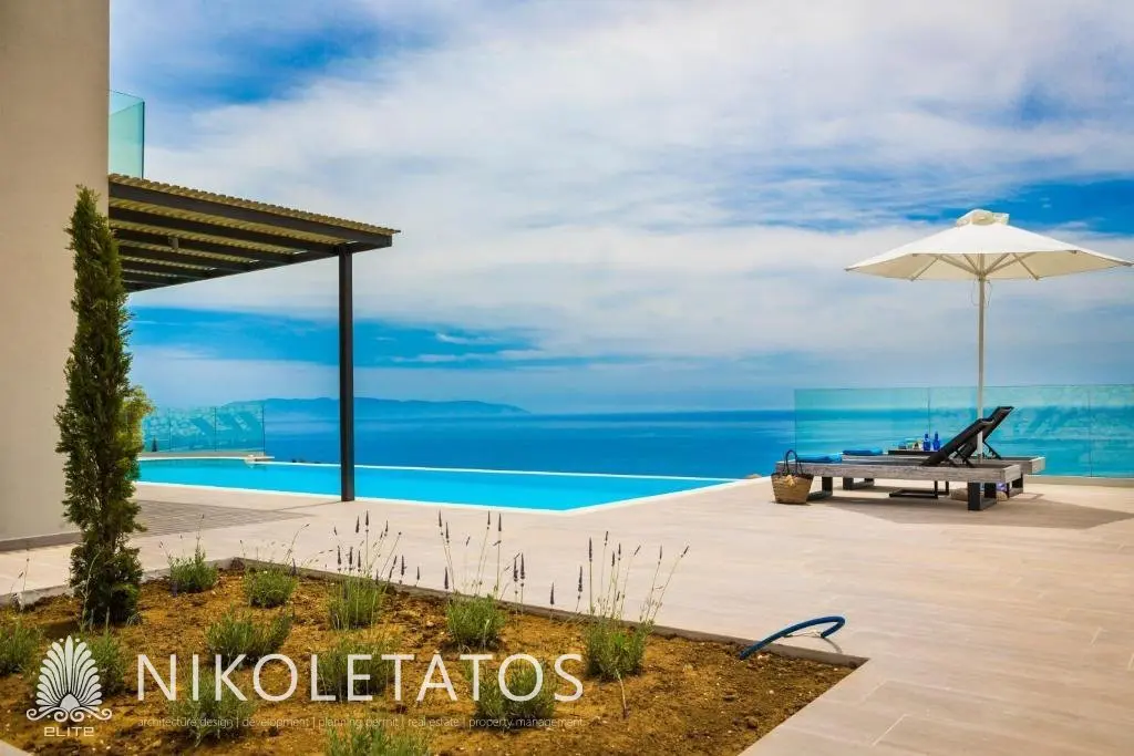 Villa Of 120 M² With Sea View In Trapezaki, Greece