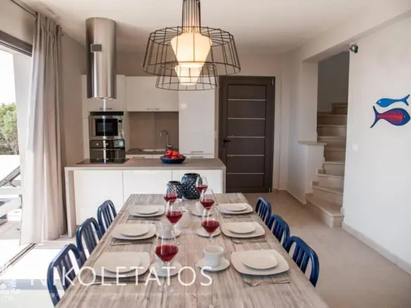 Villa Of 120 M² With Sea View In Trapezaki, Greece