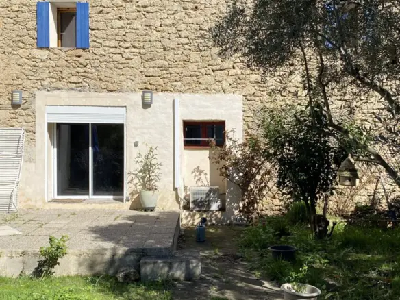 House Of 265 M² In Saint Genies De Fontedit