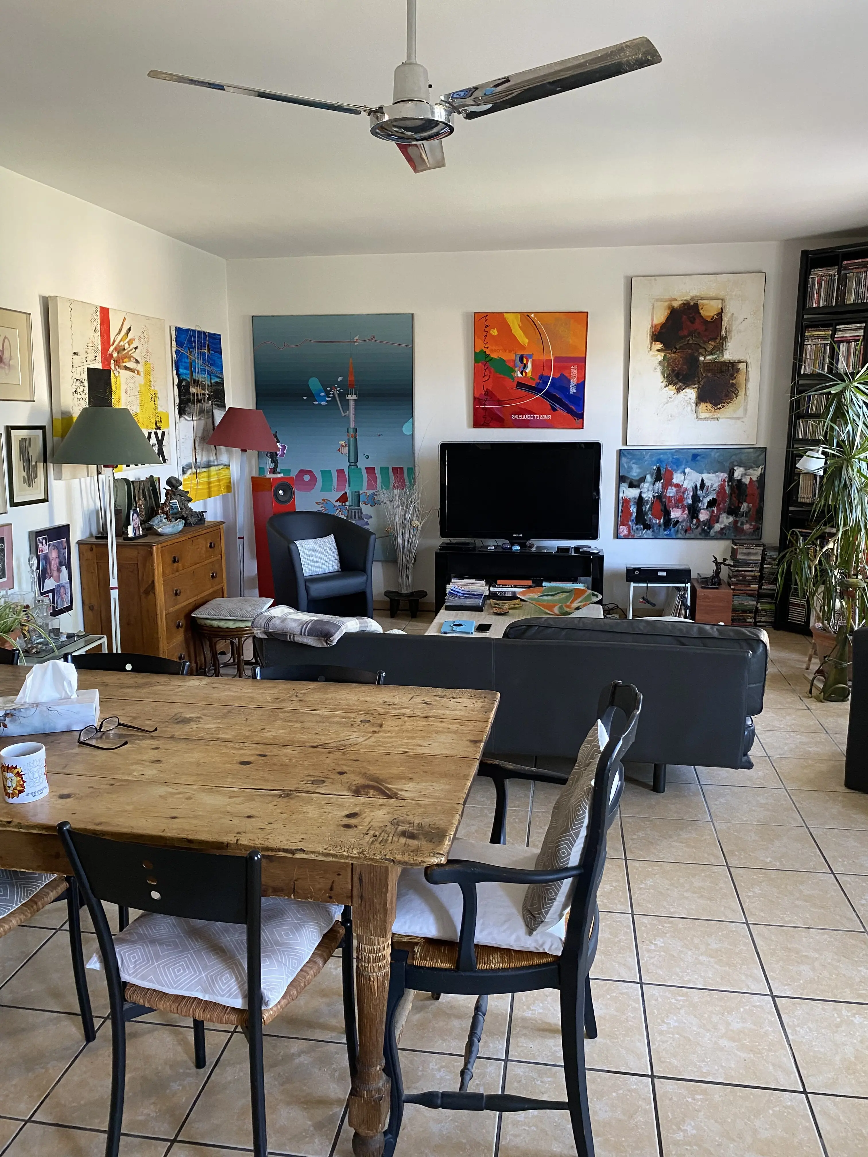 House Of 265 M² In Saint Genies De Fontedit