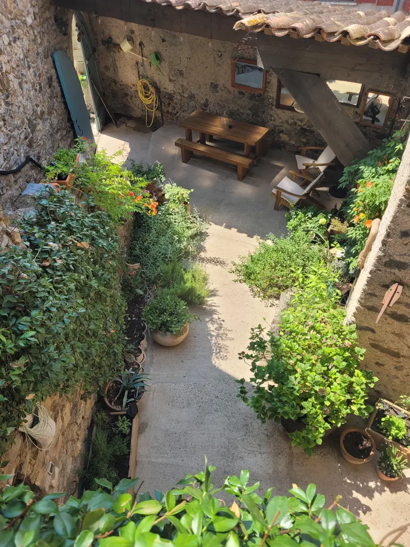 House Of 90 M² In Roujan