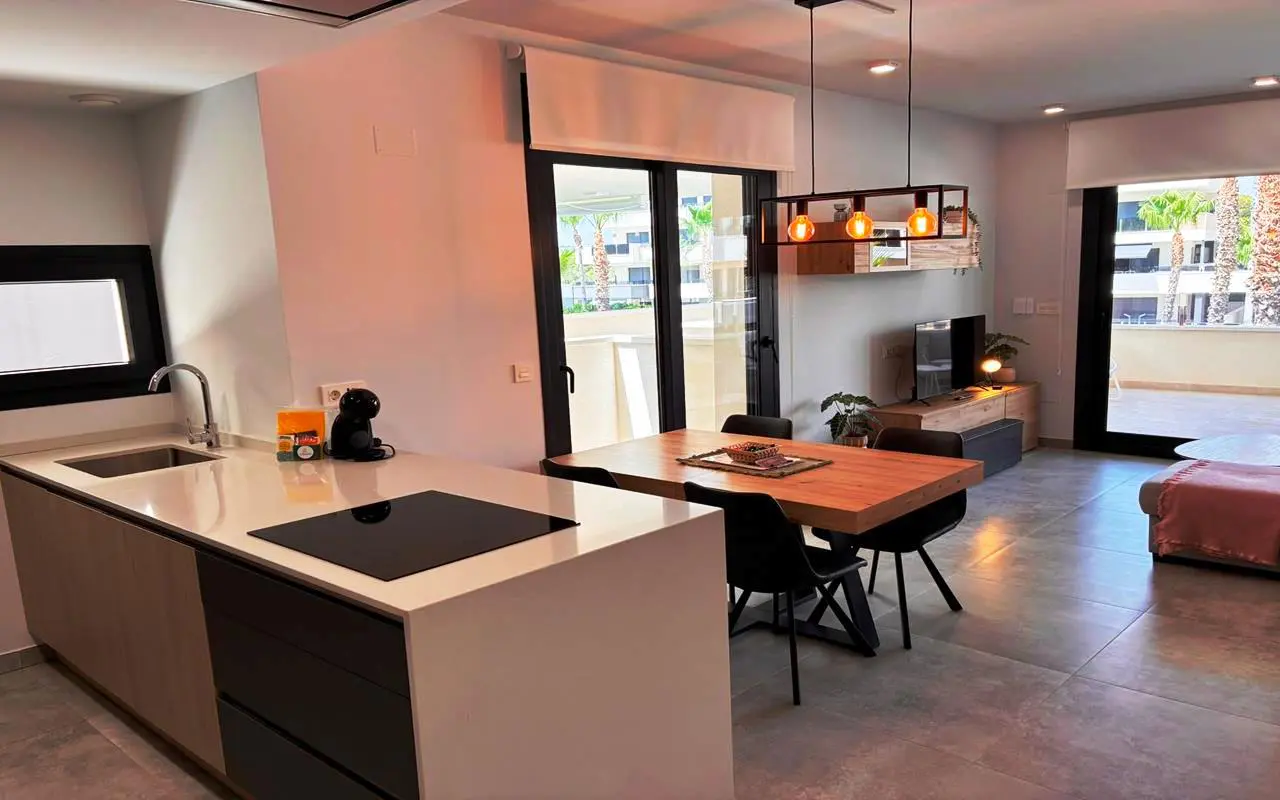 Apartment Of 75 M² In Torrevieja, Spain