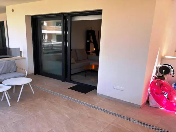Apartment Of 75 M² In Torrevieja, Spain
