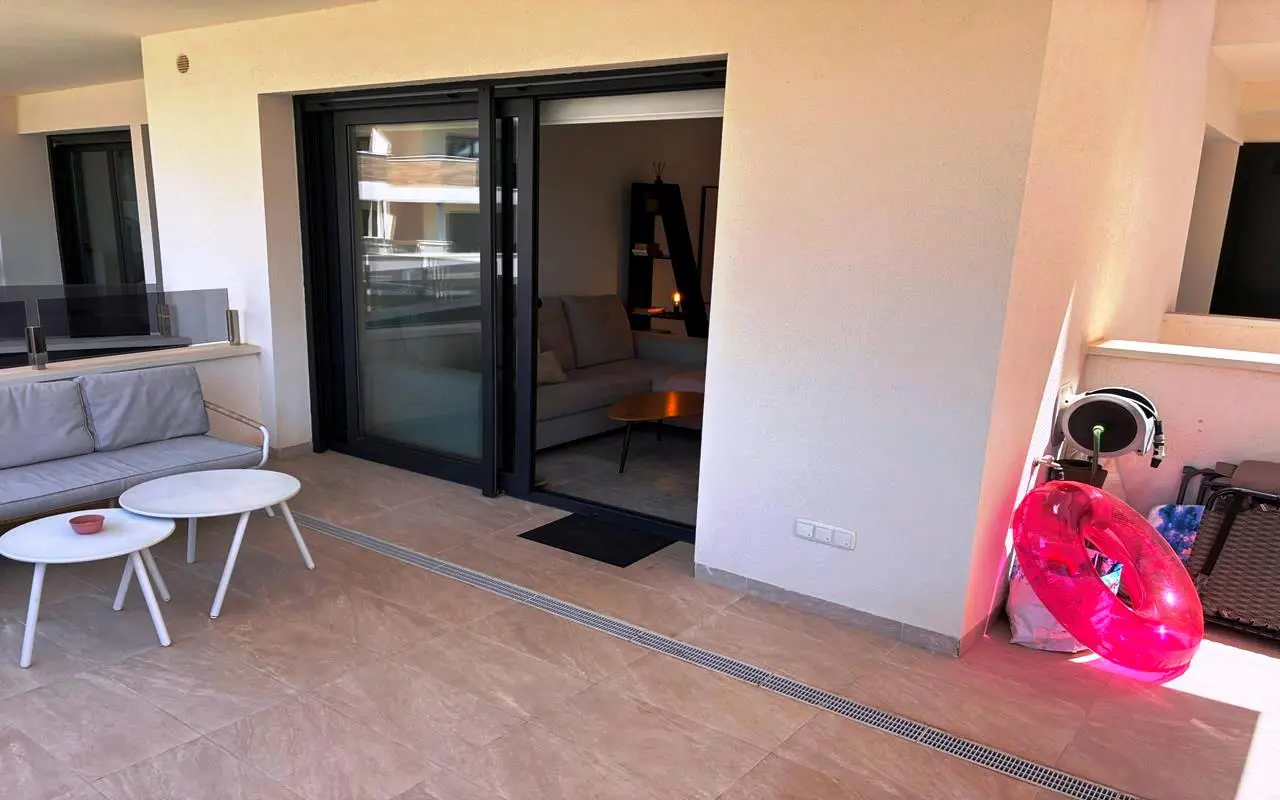 Apartment Of 75 M² In Torrevieja, Spain
