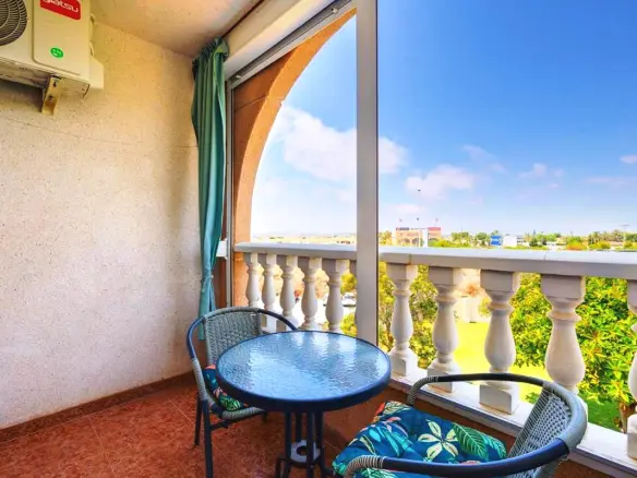 Apartment Of 65 M² With Features In Torrevieja, Spain