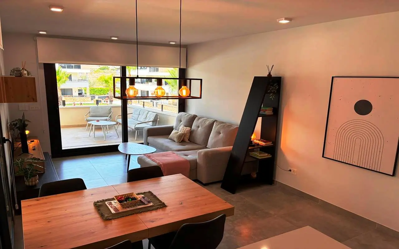 Apartment Of 75 M² In Torrevieja, Spain