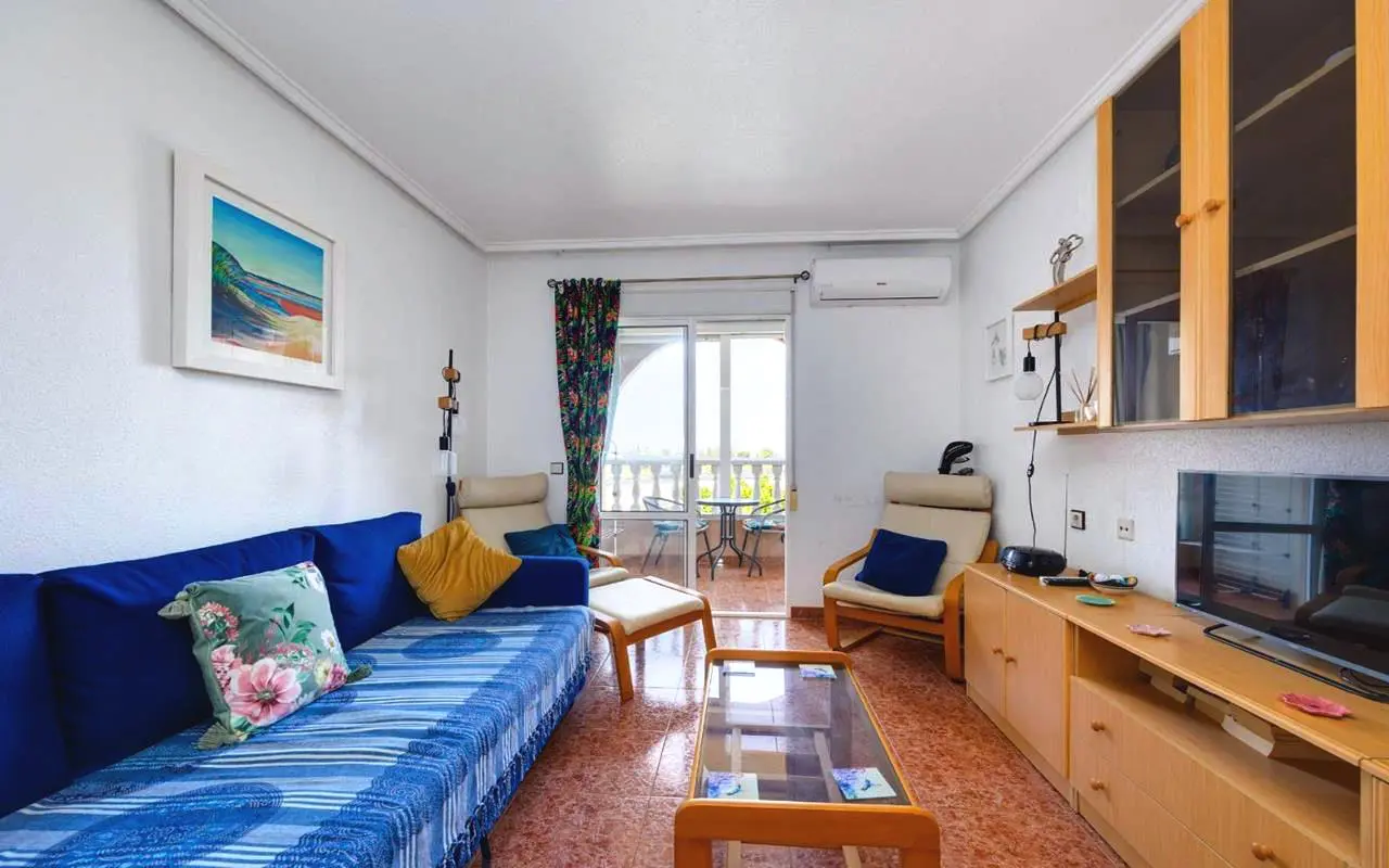 Apartment Of 65 M² With Features In Torrevieja, Spain