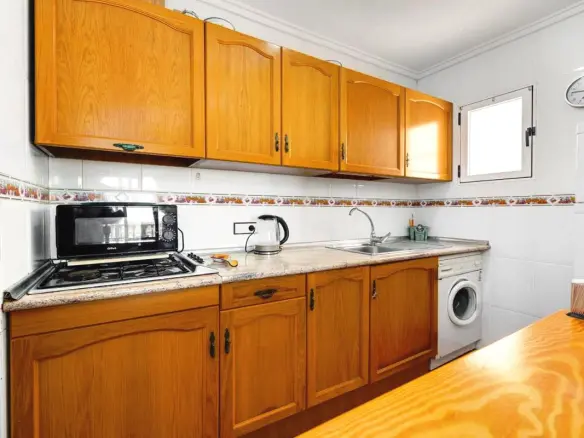 Apartment Of 65 M² With Features In Torrevieja, Spain
