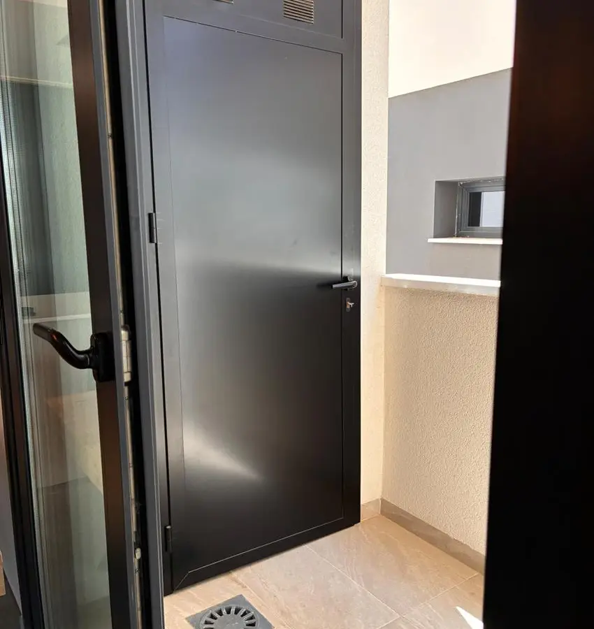 Apartment Of 75 M² In Torrevieja, Spain