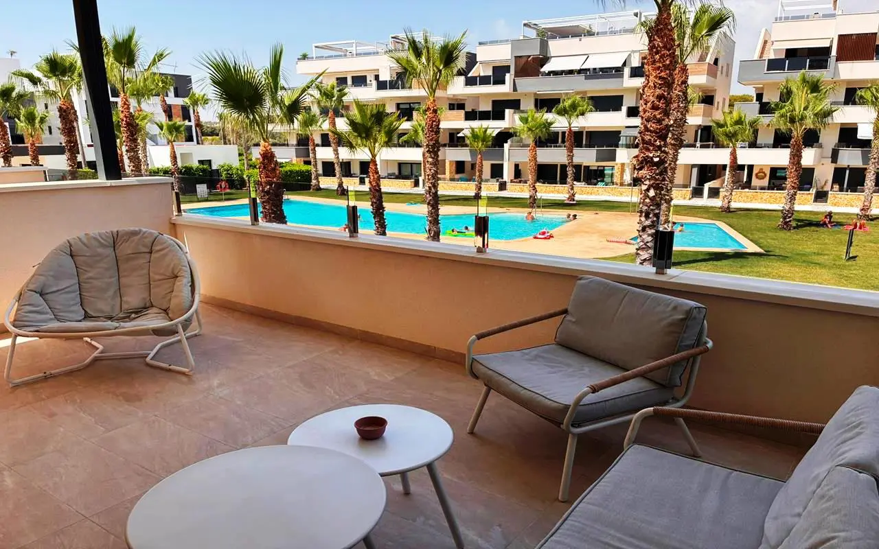 Apartment Of 75 M² In Torrevieja, Spain