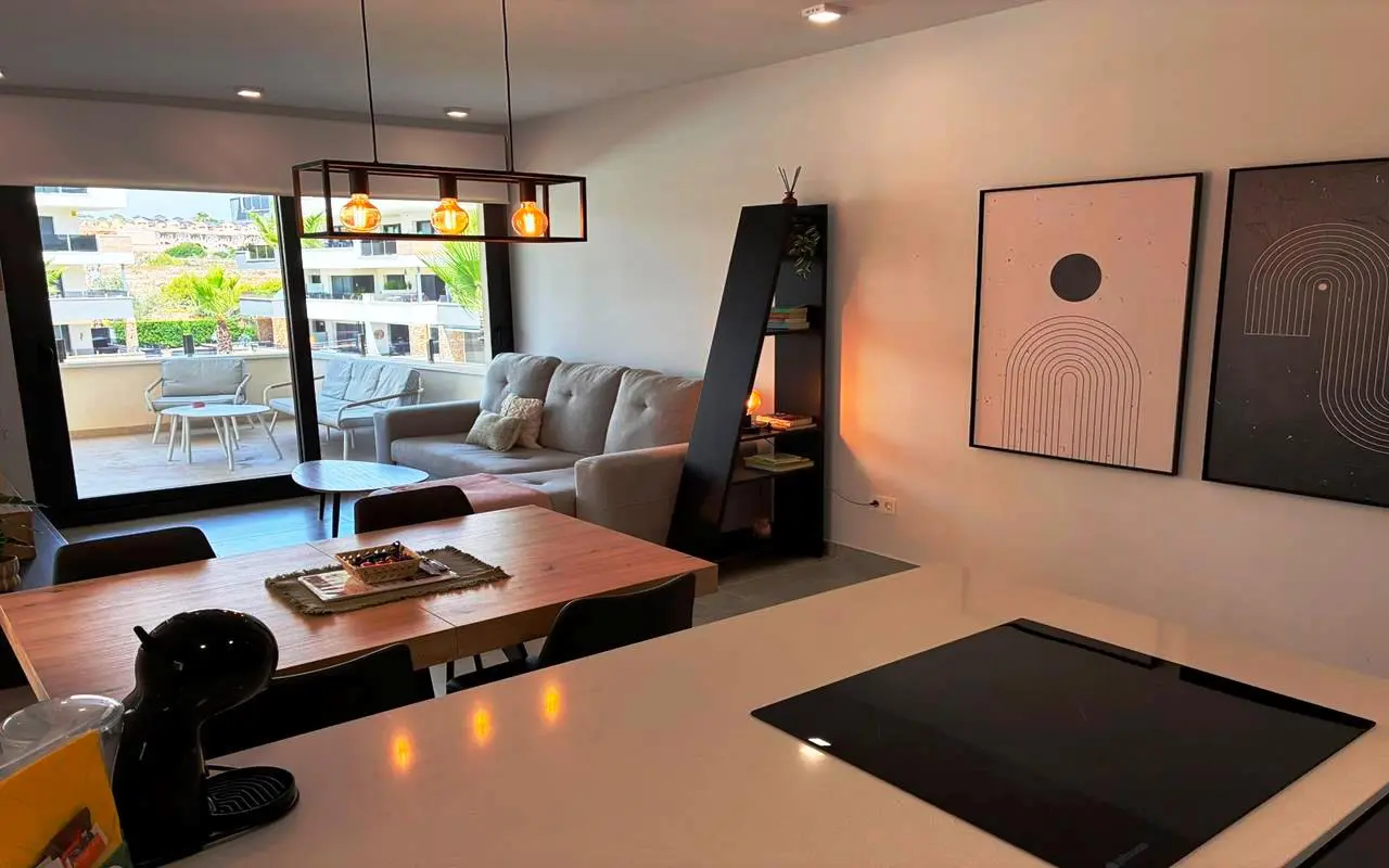 Apartment Of 75 M² In Torrevieja, Spain