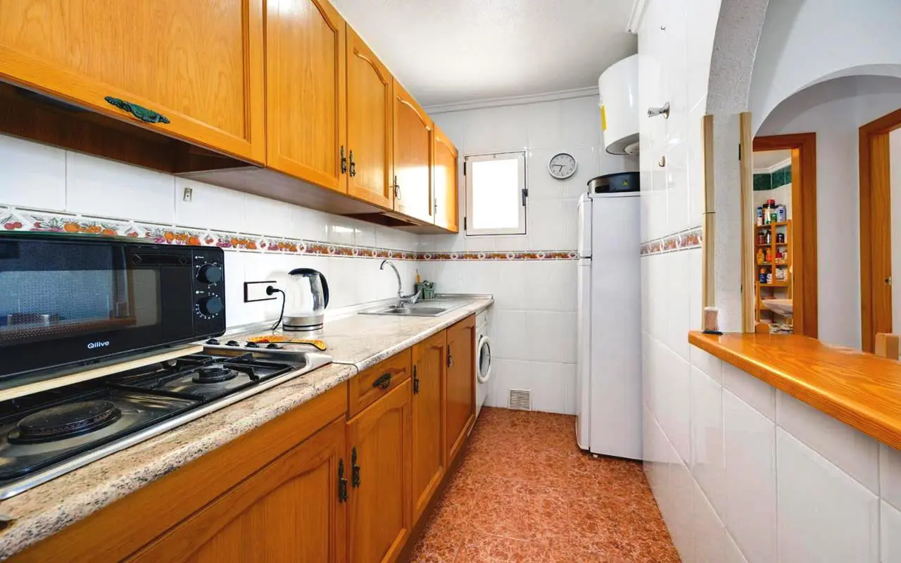 Apartment Of 65 M² With Features In Torrevieja, Spain