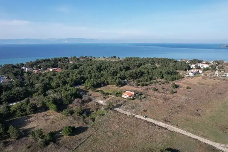 Land Of 2113 M² On The Island Of Thassos