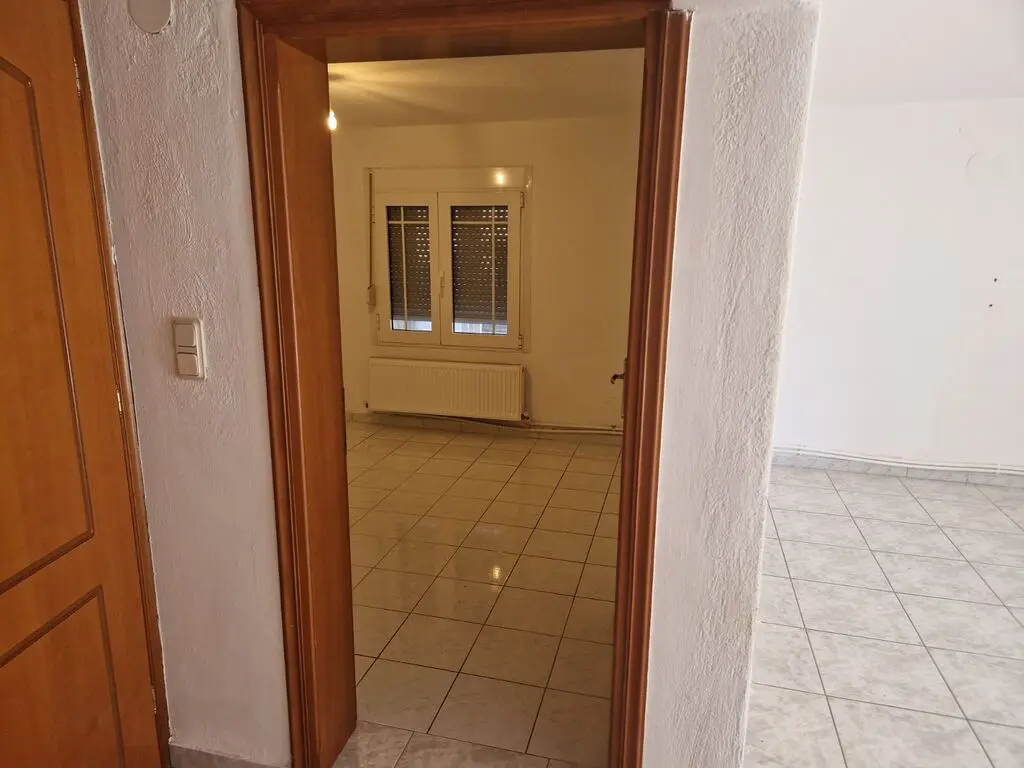 Building Of 168 M² In North Greece