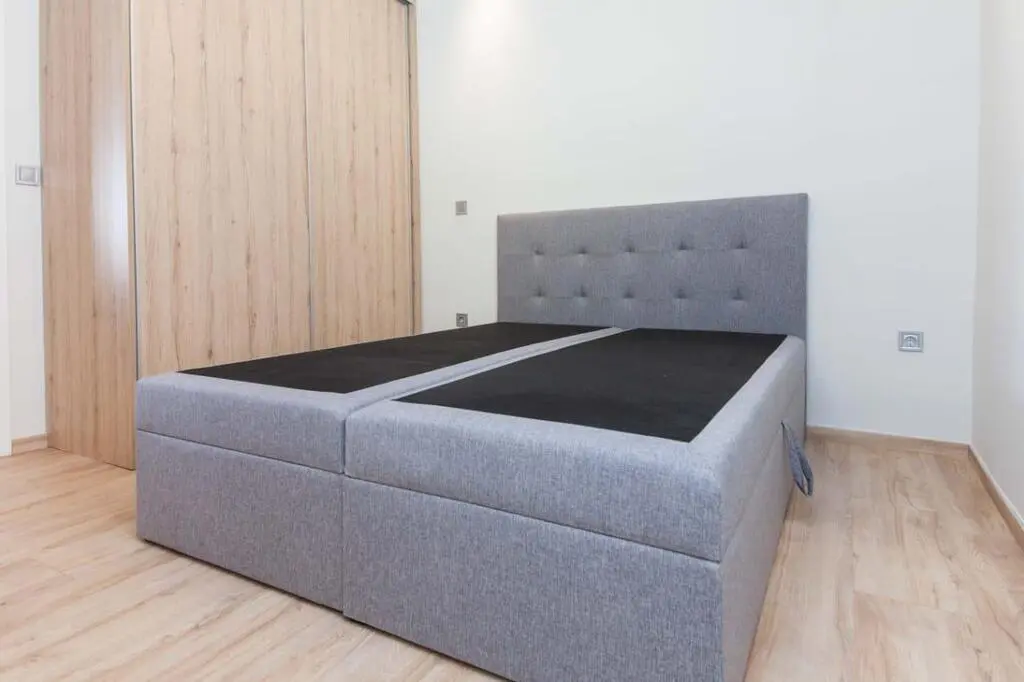 Flat Of 64 M² In Athens