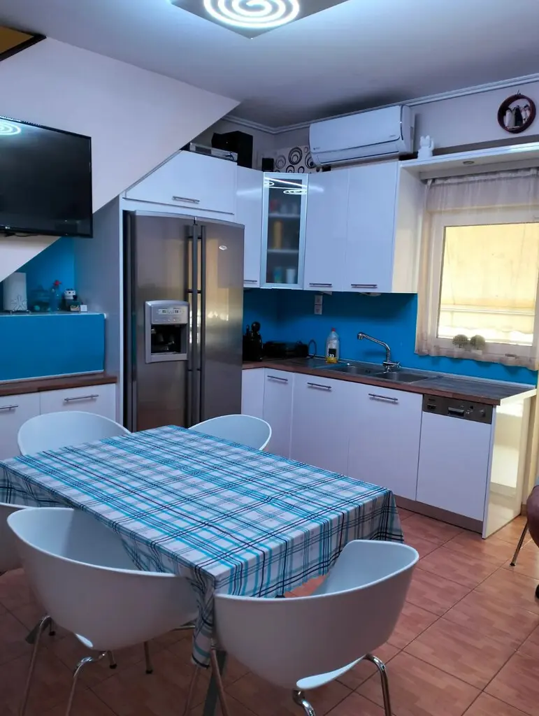 Maisonette Of 100 M² In Athens