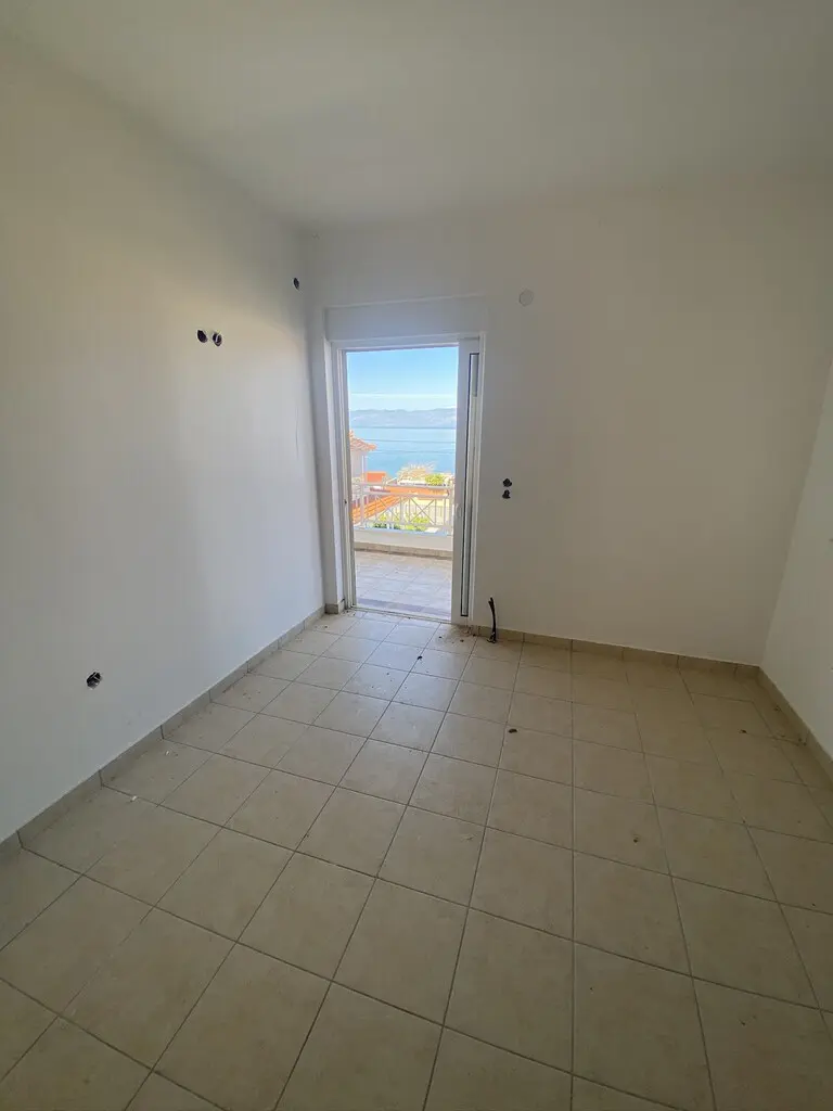 Maisonette Of 198 M² In Peloponnese
