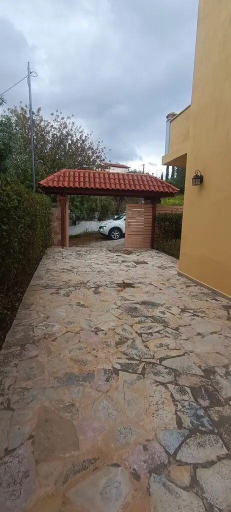 Detached House Of 153 M² In Athens