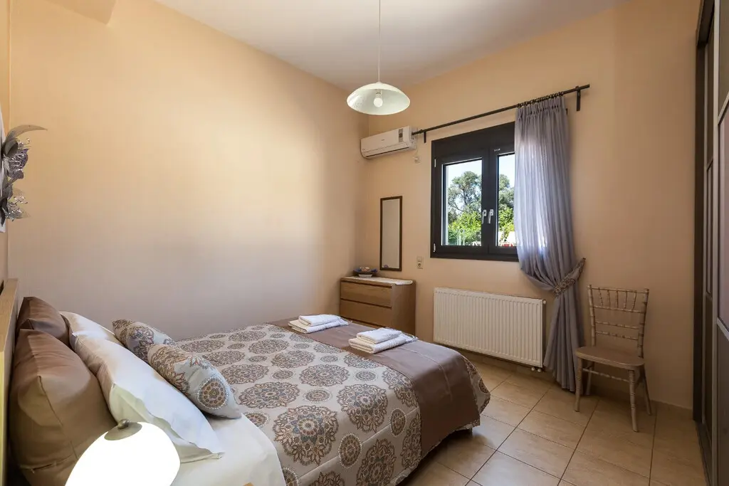 Villa Of 270 M² In Crete