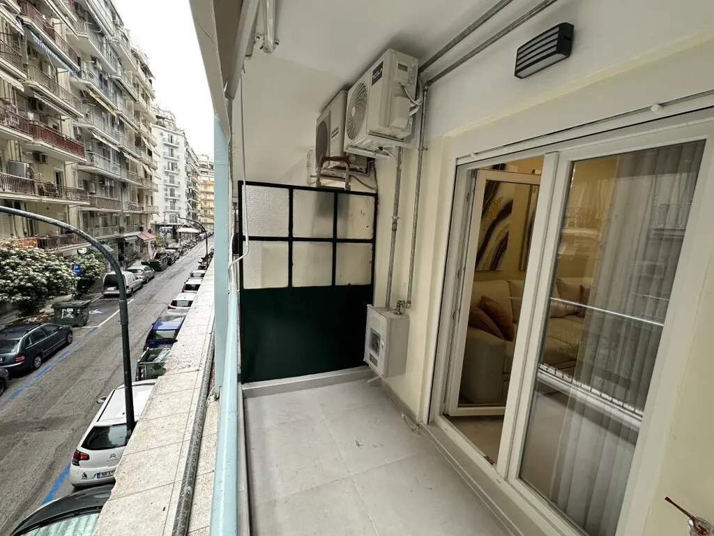 Flat Of 27 M² In Thessaloniki