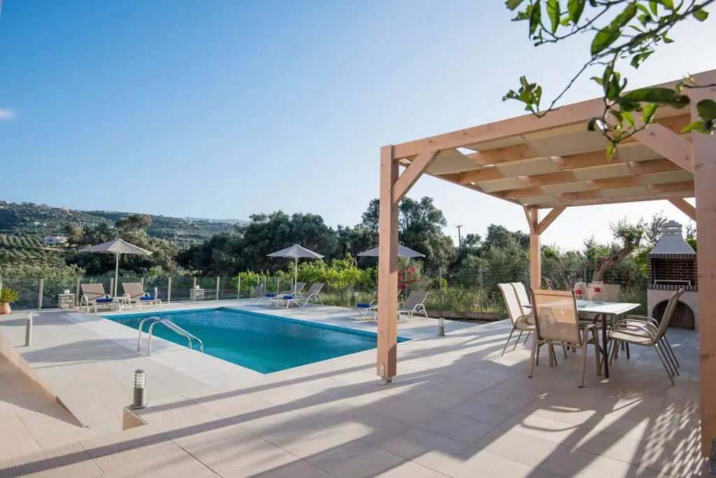 Villa Of 270 M² In Crete
