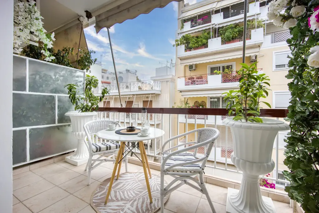 Flat Of 100 M² In Athens