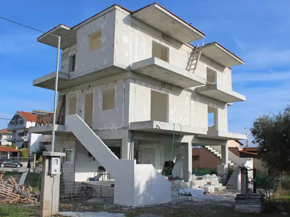 Building Of 155 M² On The Olympic Coast