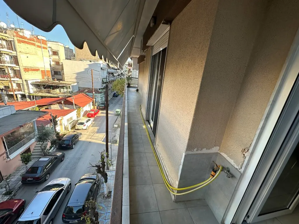 Flat Of 70 M² In Thessaloniki