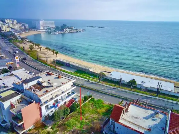 Building Of 800 M² In Kavala